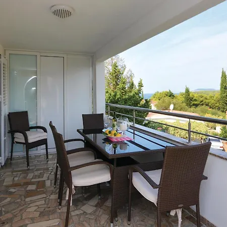 Apartment Stunning In With Wifi Stari Grad (Hvar)